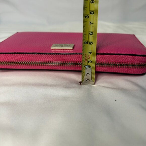 Kate Spade Bright Pink Long Zippy Zip Around Organization Leather Wallet Large - Picture 14 of 15